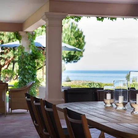 Hotel La Reserve &