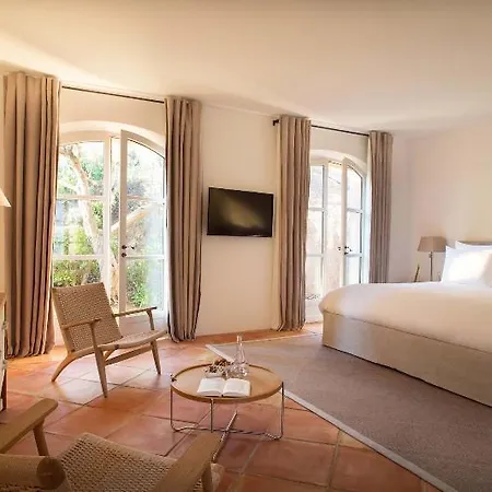 La Reserve & Hotel