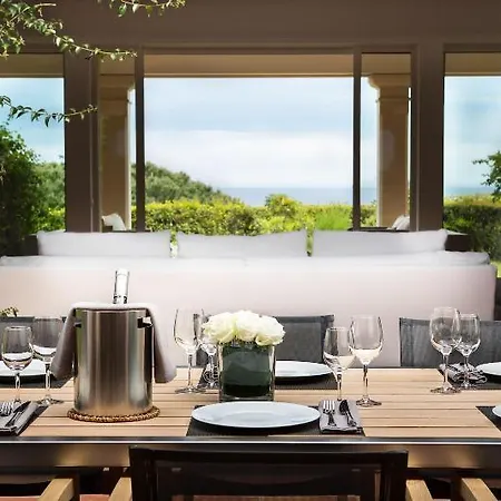 La Reserve & Hotel 5*